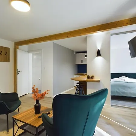 Dabrowka Luxury - W Lesie, Parking Apartment Jelenia Góra