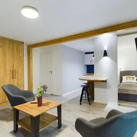 Dabrowka Luxury - W Lesie, Parking Apartment Jelenia Góra